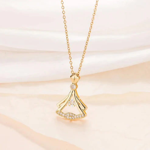 Gold Plated Fan Necklace – Elegant Minimalist Jewelry for Women | Free Shipping UAE & COD Available